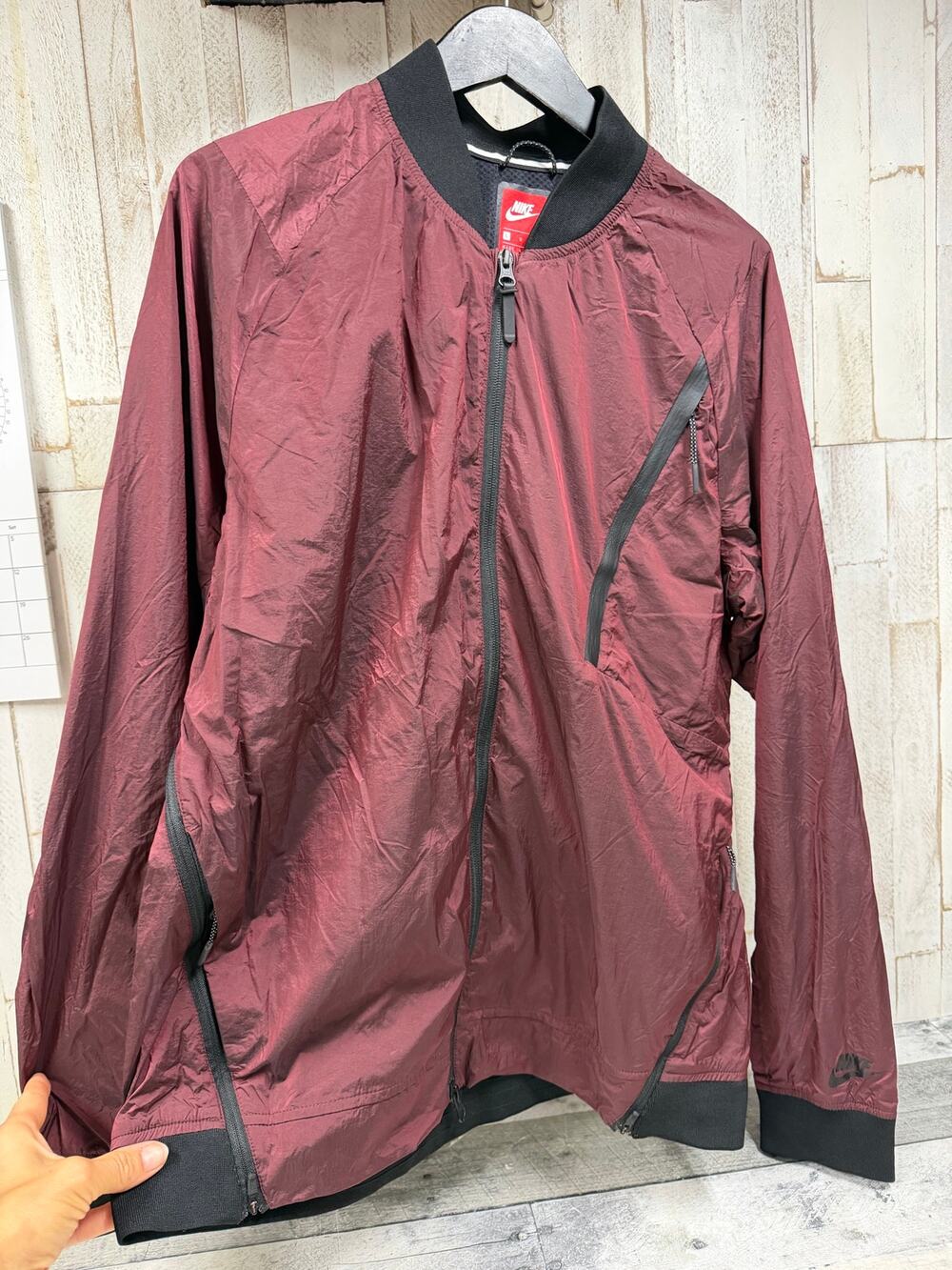Nike Mens Burgundy Bomber Zip Nylon Windbreaker, Size Large